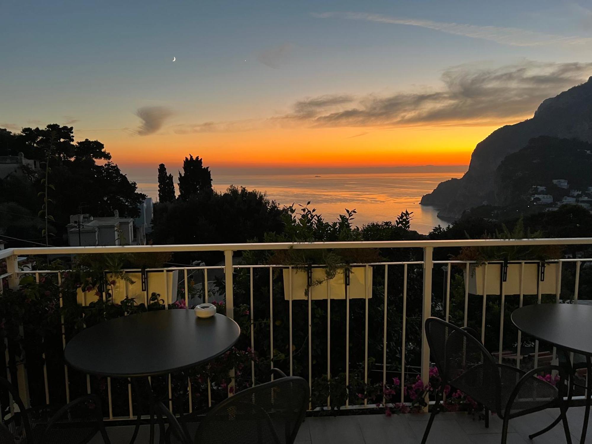 La Reginella Capri Hotel Exterior photo